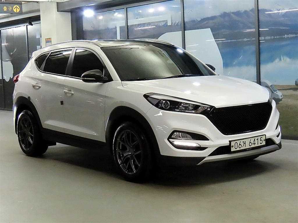 HYUNDAI Tucson 2017 Blanco - Importación desde Corea - HF Imports Iquique - Foto 1