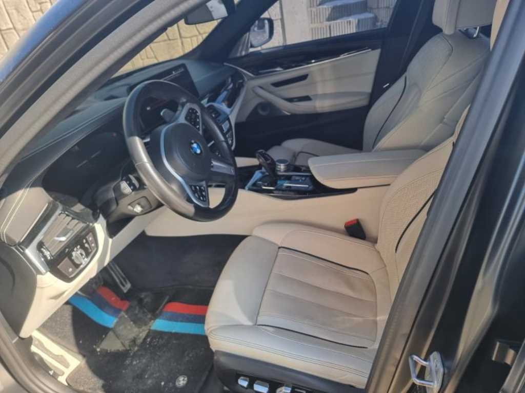 BMW 5 Series - Vista 4