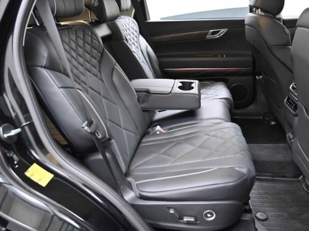 Genesis GV80 - Vista 12