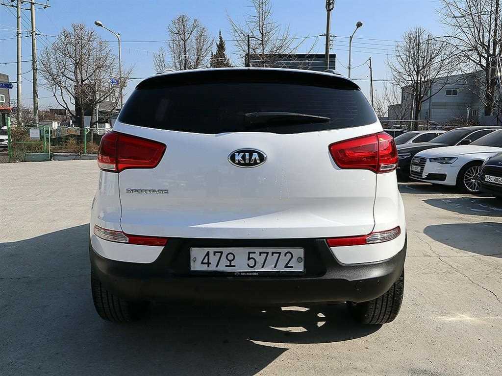 KIA Sportage - Vista 4