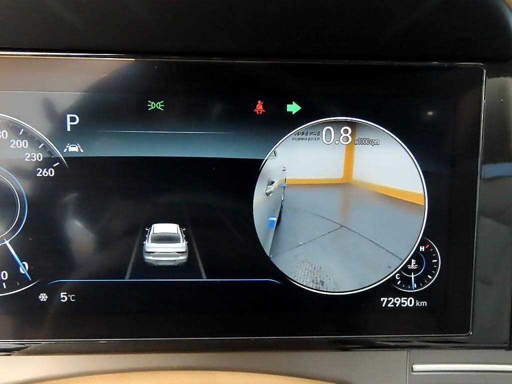 HYUNDAI Grandeur - Vista 8