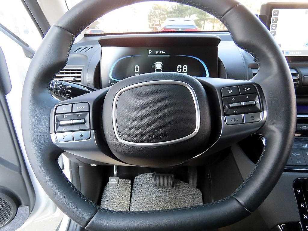 HYUNDAI Casper - Vista 8