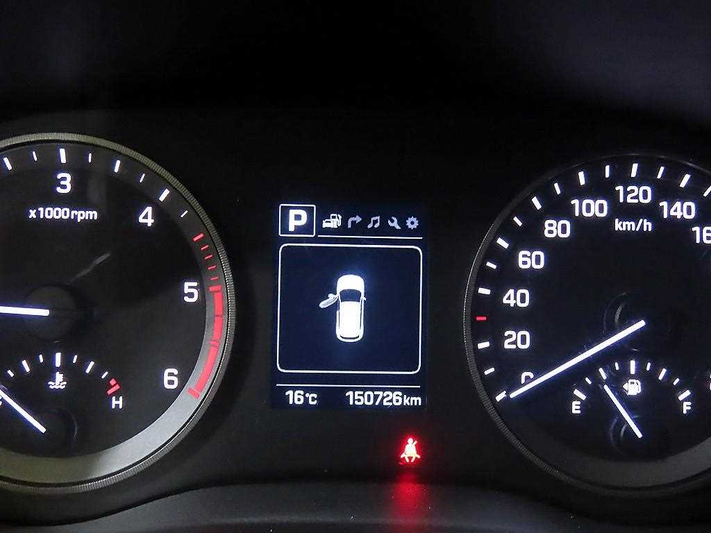 HYUNDAI Tucson - Vista 9