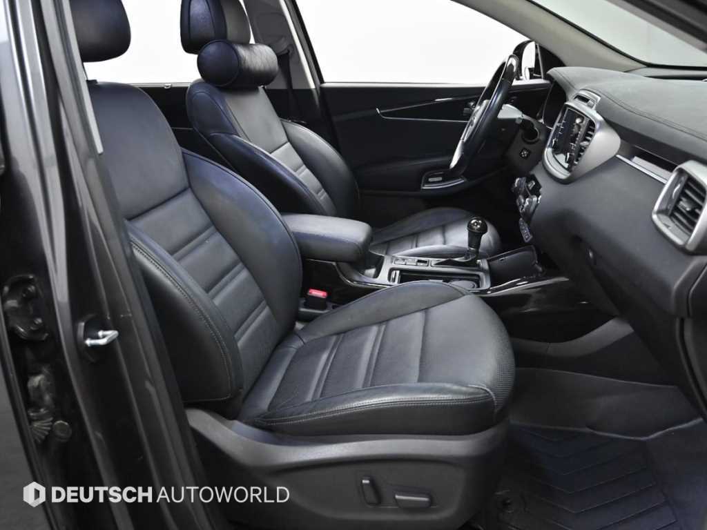 KIA Sorento - Vista 10