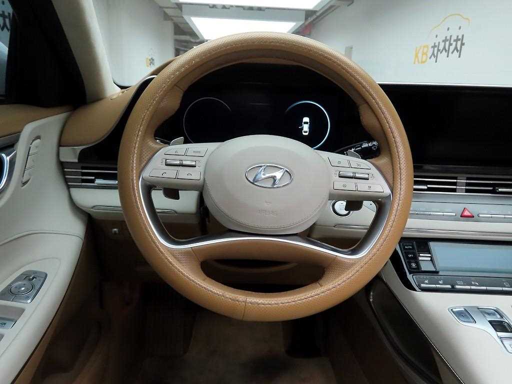 HYUNDAI Grandeur - Vista 8