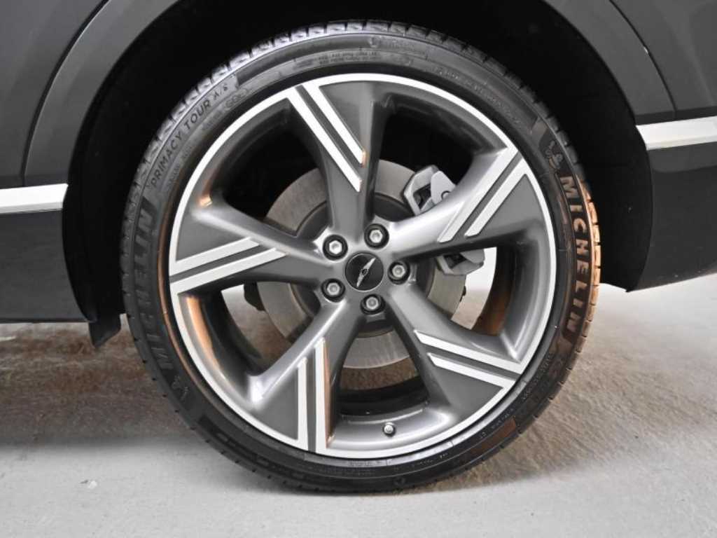 Genesis GV80 - Vista 5