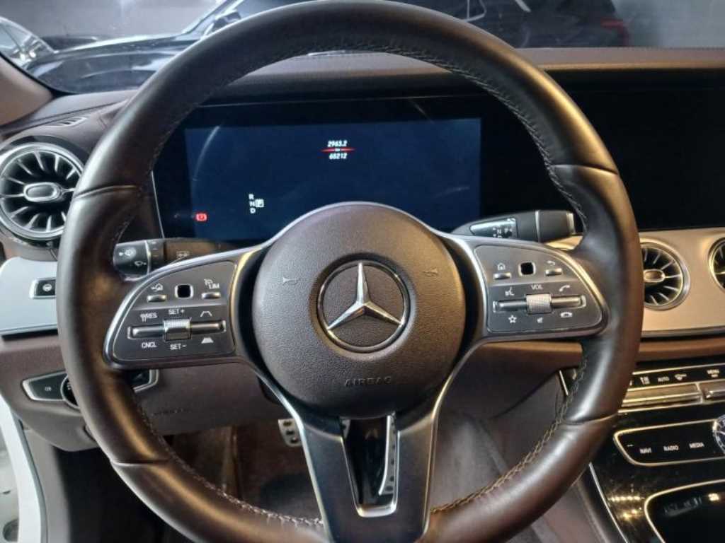 Mercedes Benz CLS Class - Vista 11