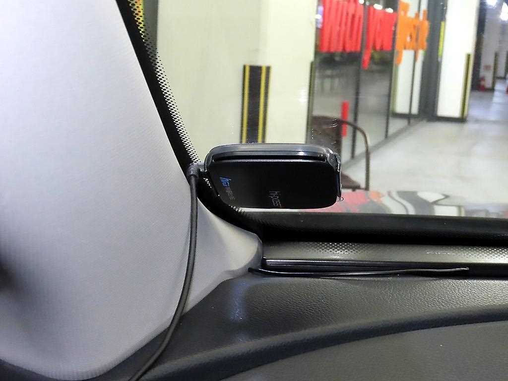 Ssangyong Tivoli 2015 Plateado - Importación desde Corea - HF Imports Iquique - Foto 15