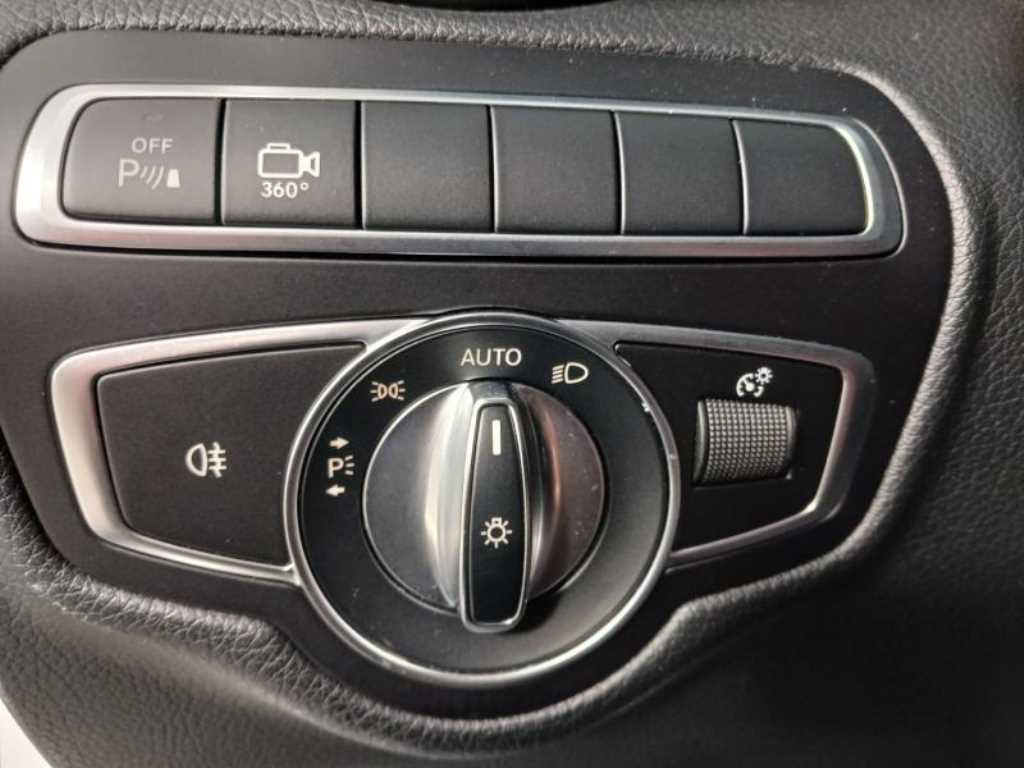 Mercedes Benz GLC Class - Vista 9