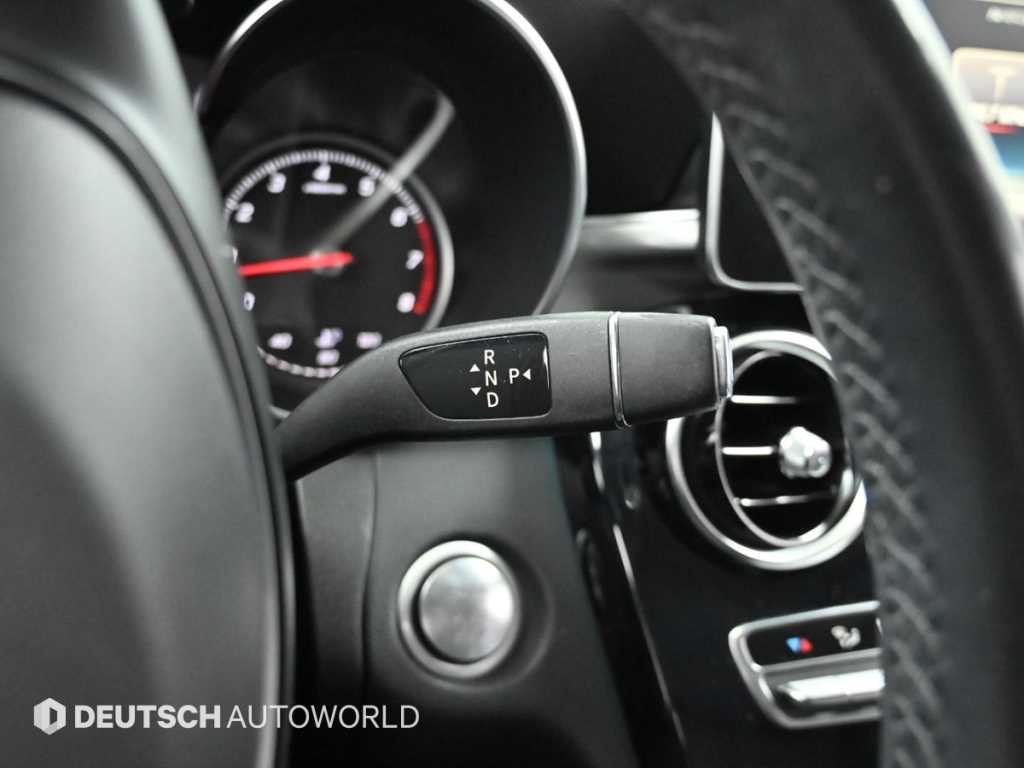 Mercedes Benz C Class - Vista 9