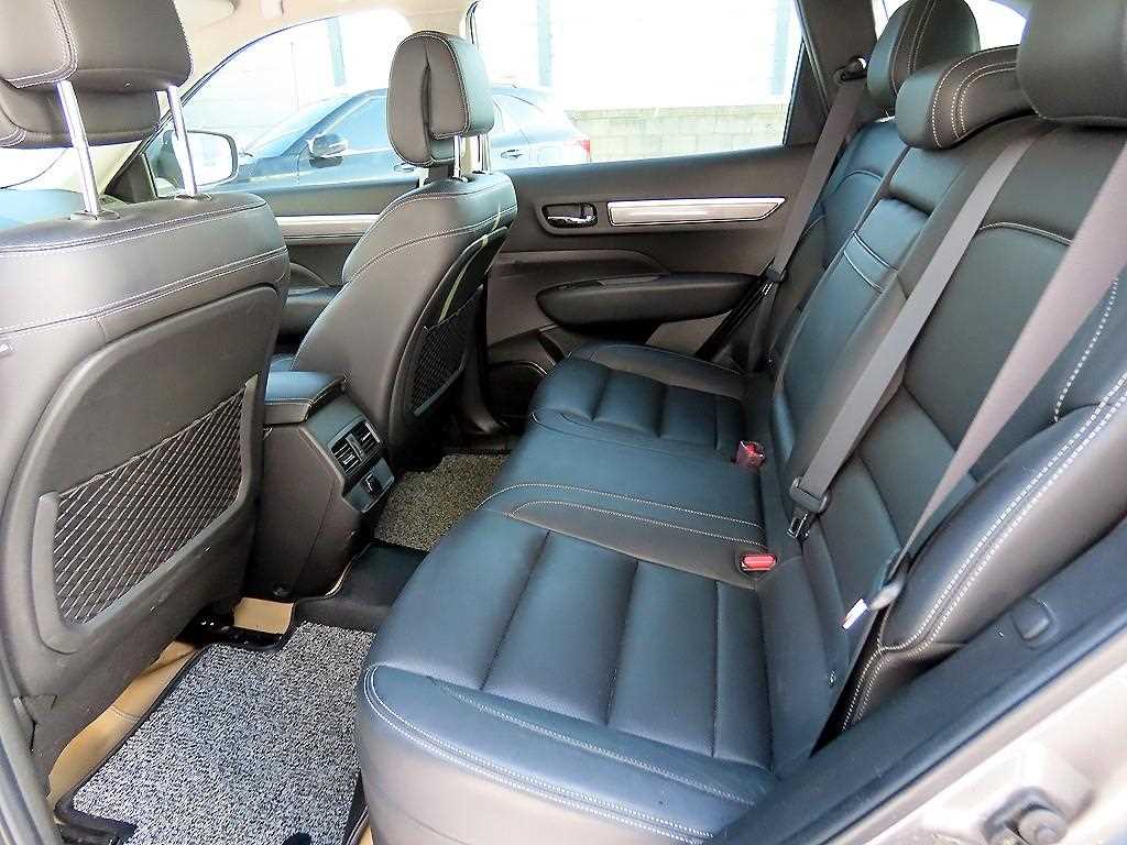 SAMSUNG QM6 - Vista 6