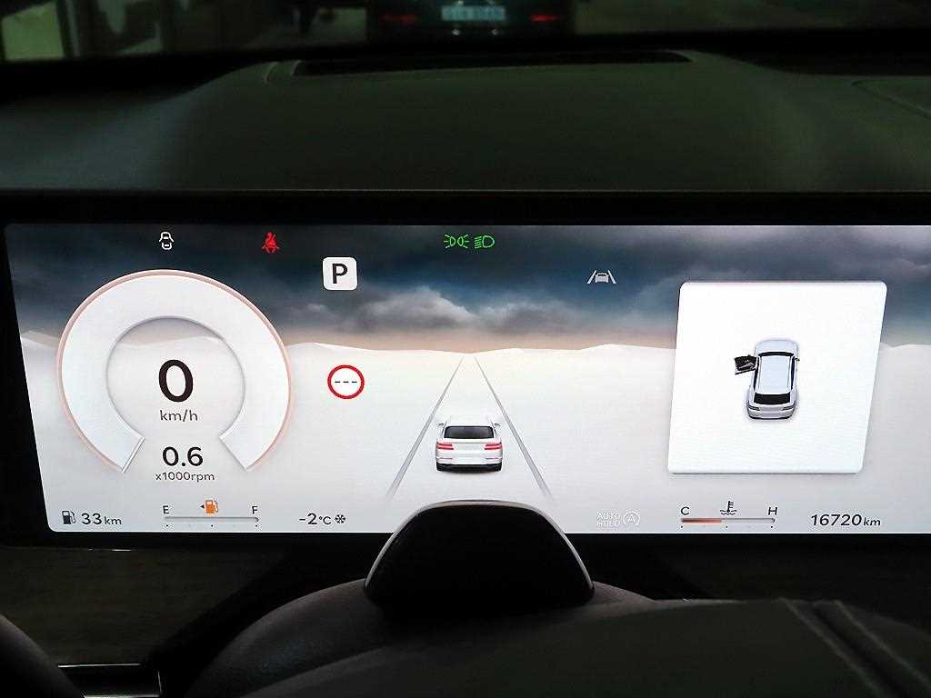 Genesis GV80 - Vista 9