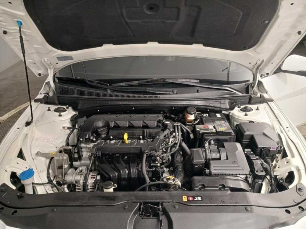 HYUNDAI Avante 2024 Blanco - Importación desde Corea - HF Imports Iquique - Foto 19