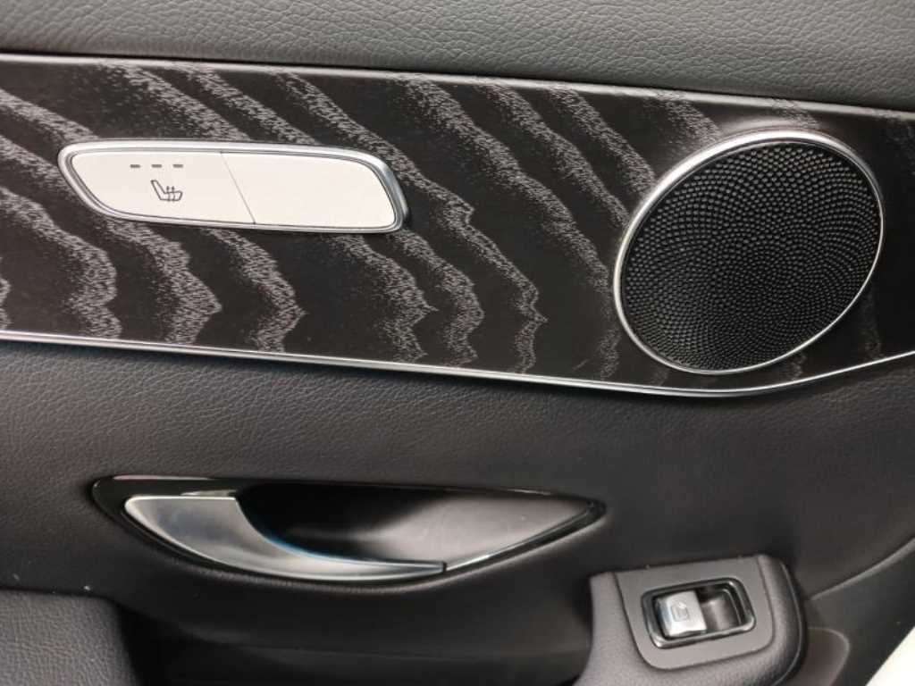 Mercedes Benz GLC Class - Vista 7