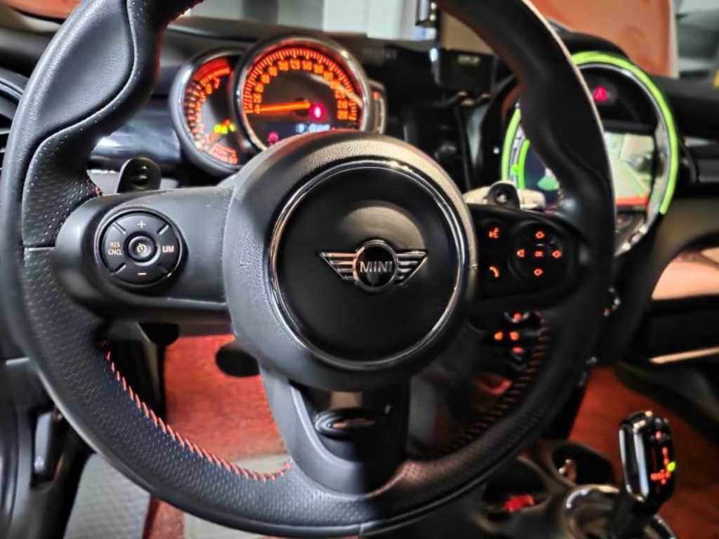 Mini Cooper - Vista 4