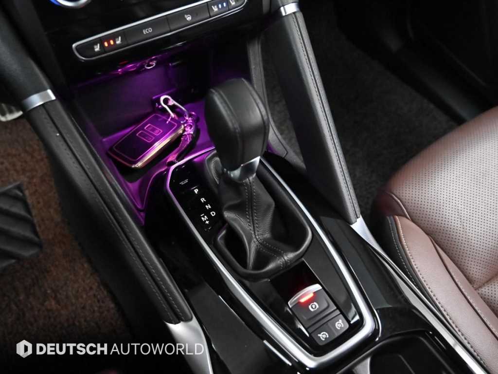 SAMSUNG QM6 - Vista 9