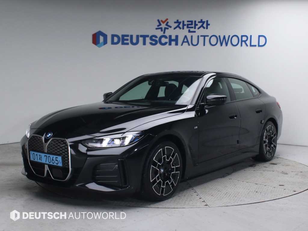 BMW i4 2025 Negro - Importación desde Corea - HF Imports Iquique - Foto 1