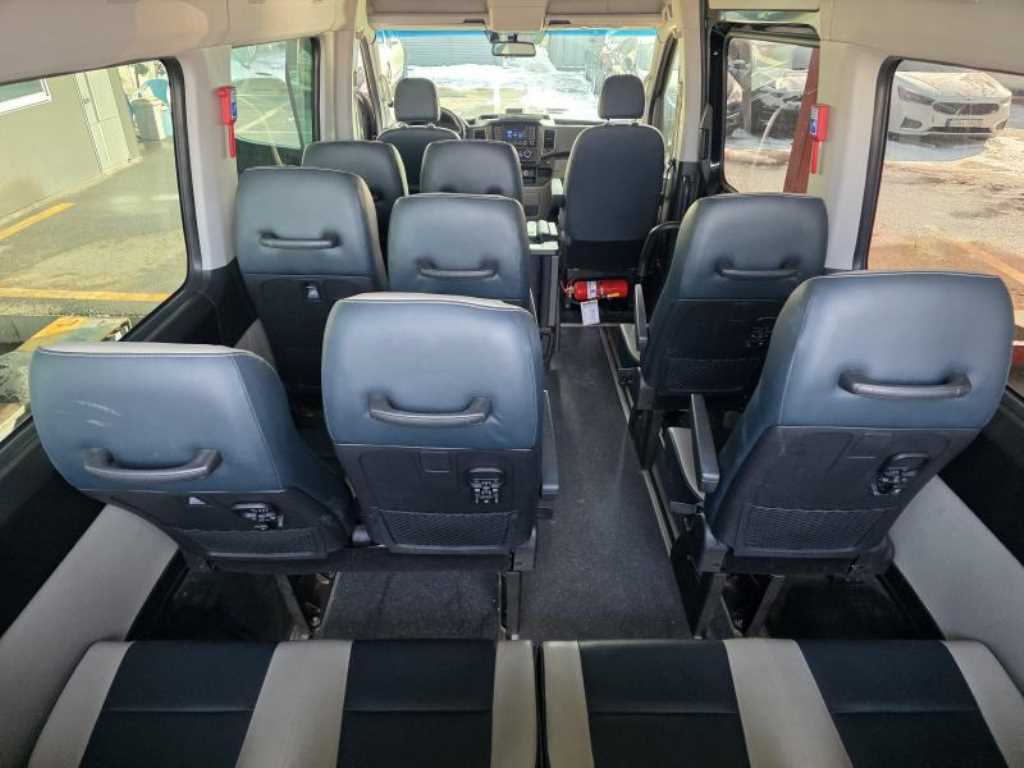 HYUNDAI Solati 2022 Negro - Importación desde Corea - HF Imports Iquique - Foto 16