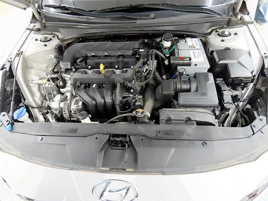 HYUNDAI Avante 2021 Gris - Importación desde Corea - HF Imports Iquique - Foto 18