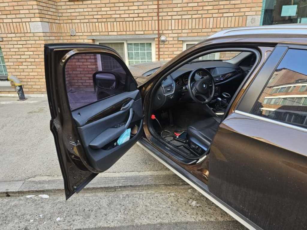 BMW X1 2011 Café - Importación desde Corea - HF Imports Iquique - Foto 15