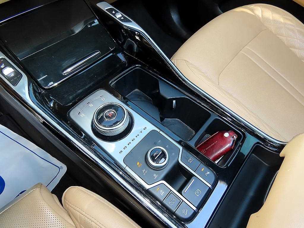 KIA Sorento - Vista 11