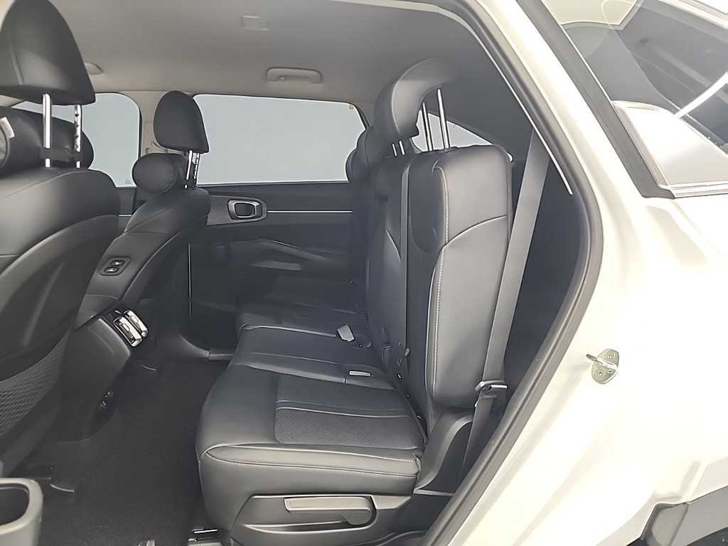 KIA Sorento - Vista 12