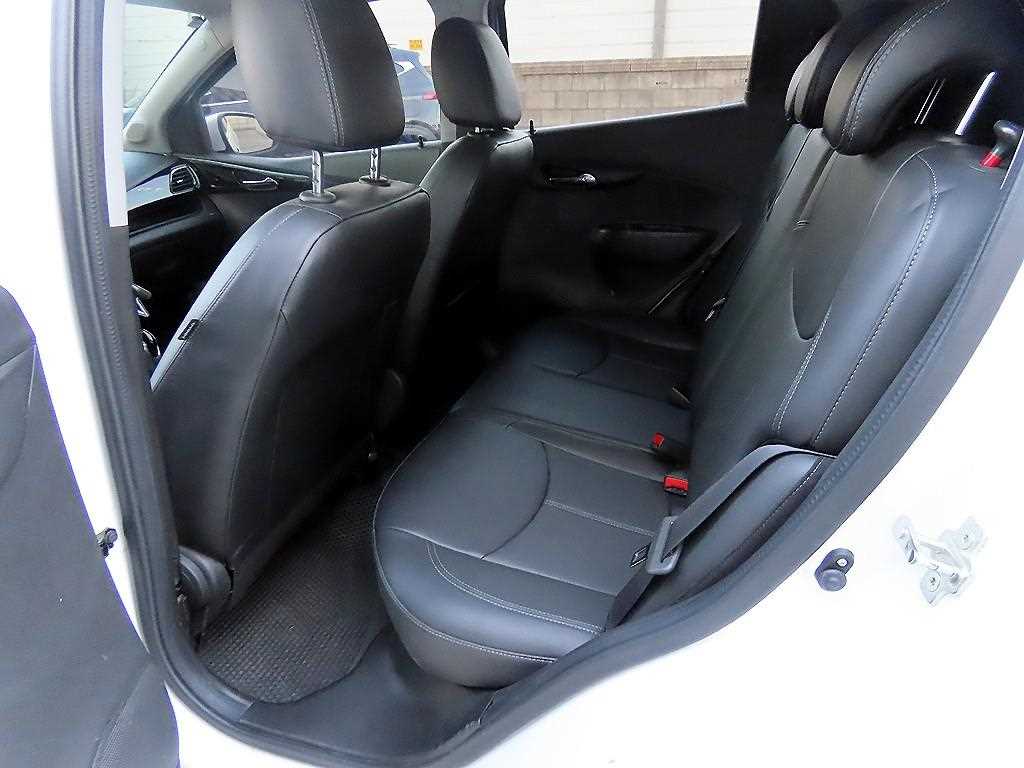 Chevrolet Spark - Vista 6