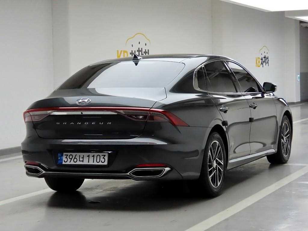 HYUNDAI Grandeur - Vista 4