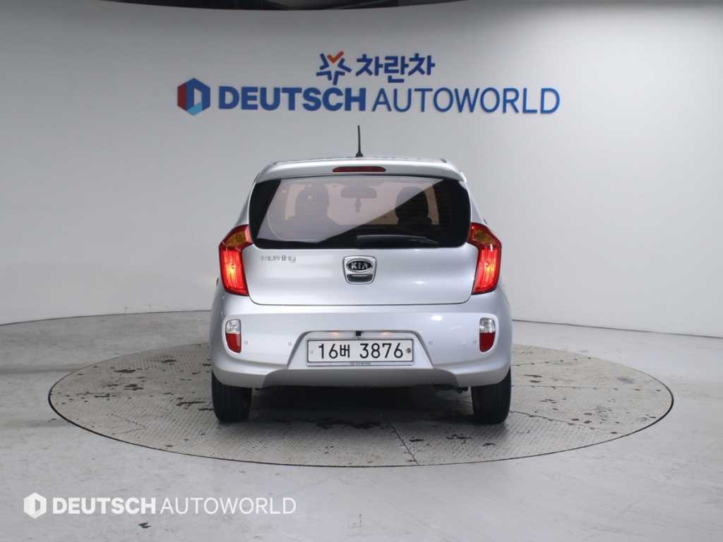 KIA Morning - Vista 4