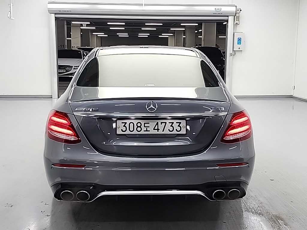 Mercedes Benz E class - Vista 3