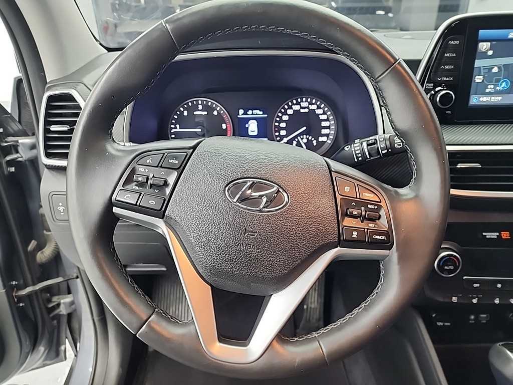 HYUNDAI Tucson - Vista 9