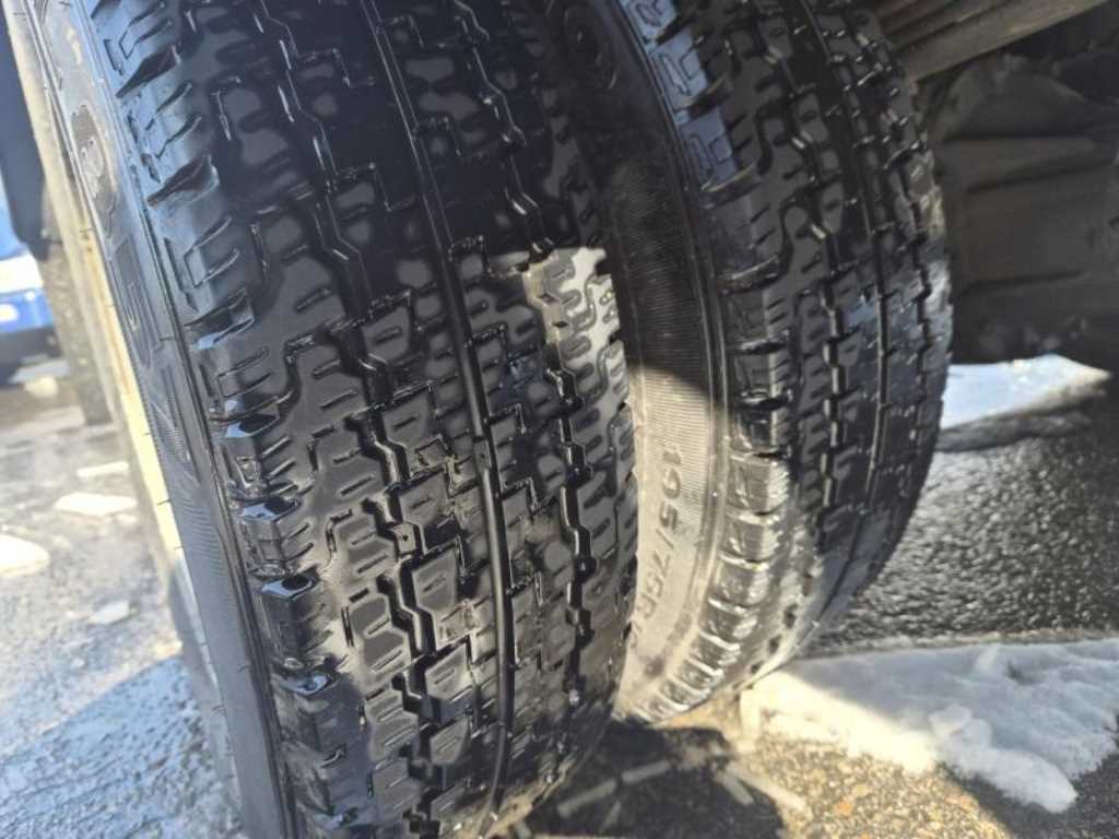 medium and large cargo truck 2024 Blanco - Importación desde Corea - HF Imports Iquique - Foto 18