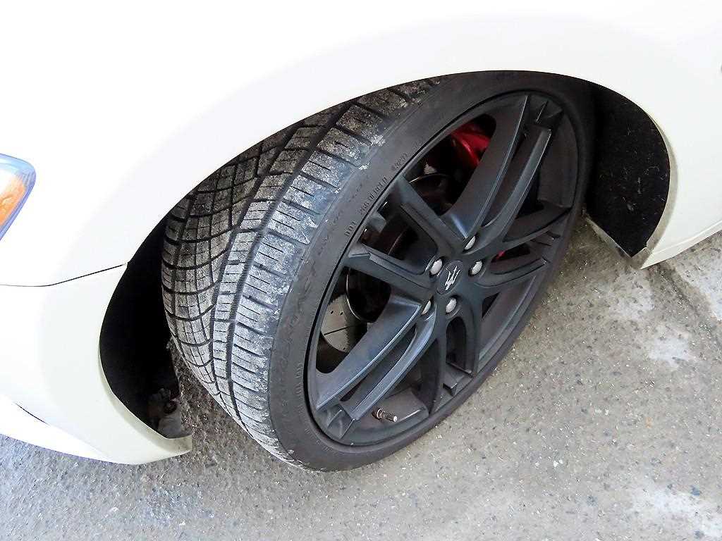 Maserati Gran Turismo 2023 Blanco - Importación desde Corea - HF Imports Iquique - Foto 17