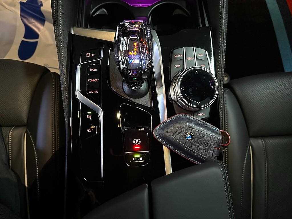 BMW 5 Series - Vista 11