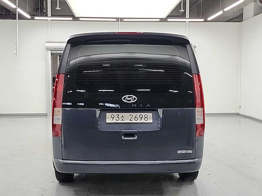 HYUNDAI Staria - Vista 3