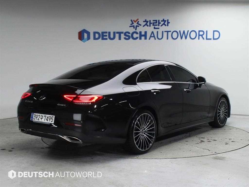 Mercedes Benz CLS Class - Vista 4