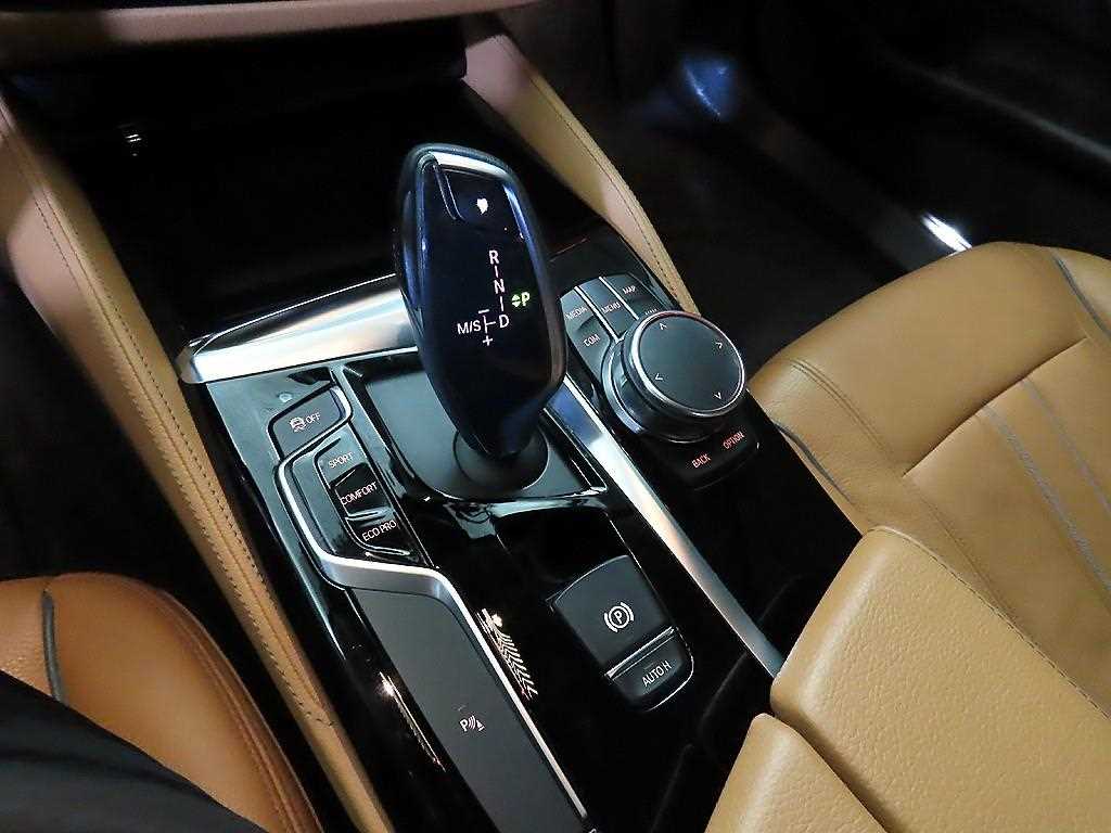 BMW 5 Series - Vista 12