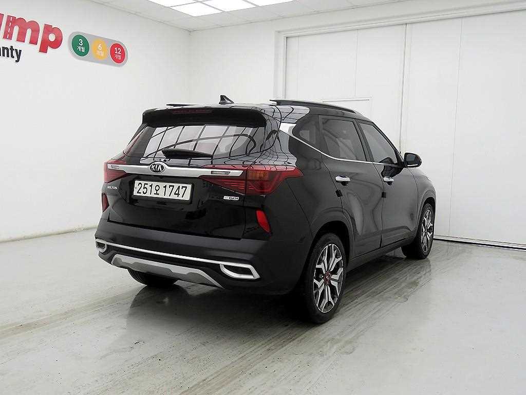 KIA Seltos - Vista 4