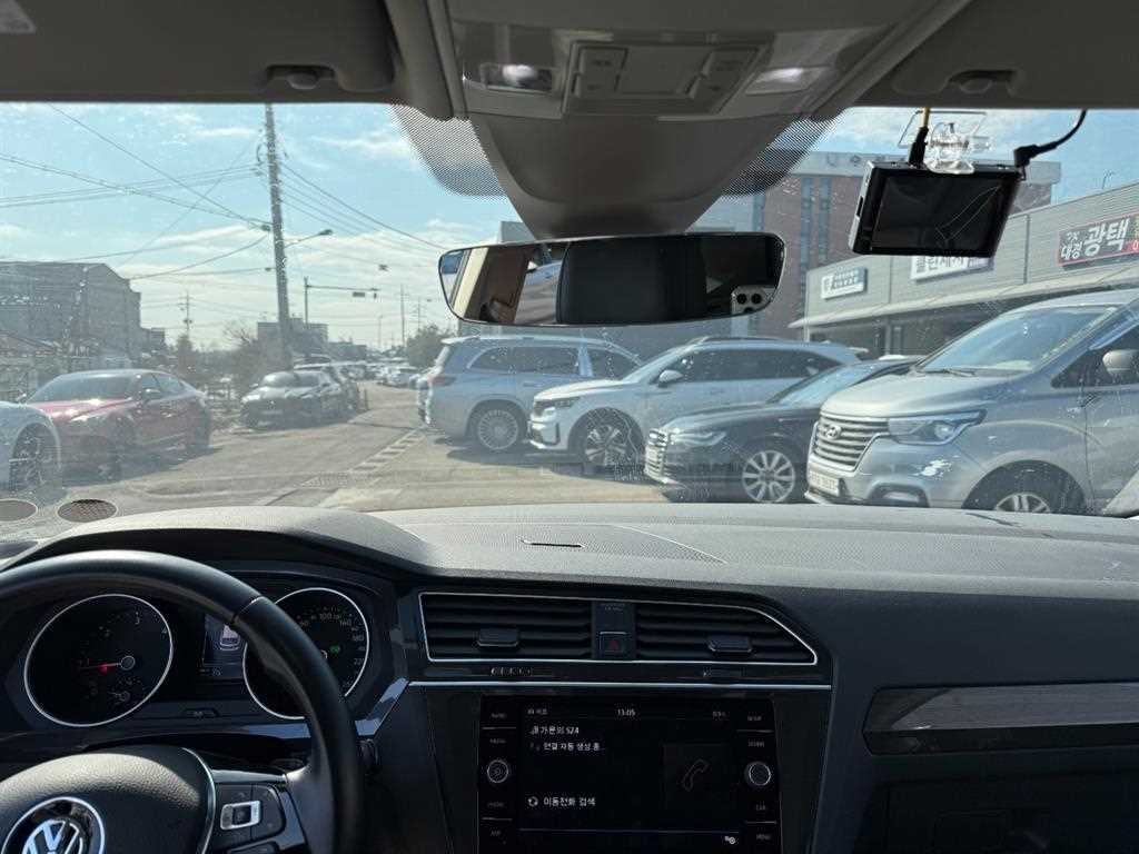 Volkswagen Tiguan - Vista 7