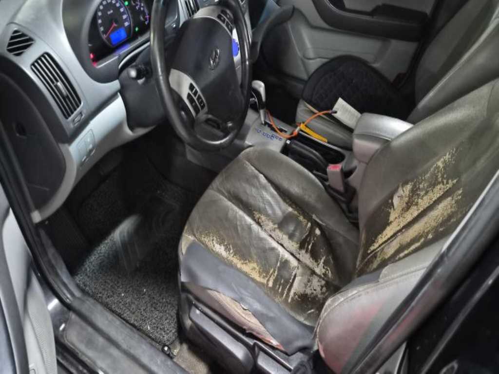 HYUNDAI Avante - Vista 4