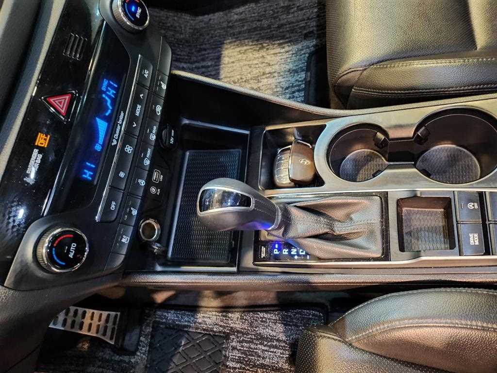 HYUNDAI Tucson 2018 Blanco - Importación desde Corea - HF Imports Iquique - Foto 15