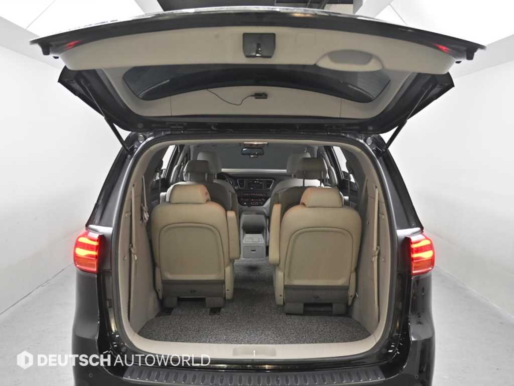 KIA Carnival 2019 Negro - Importación desde Corea - HF Imports Iquique - Foto 20