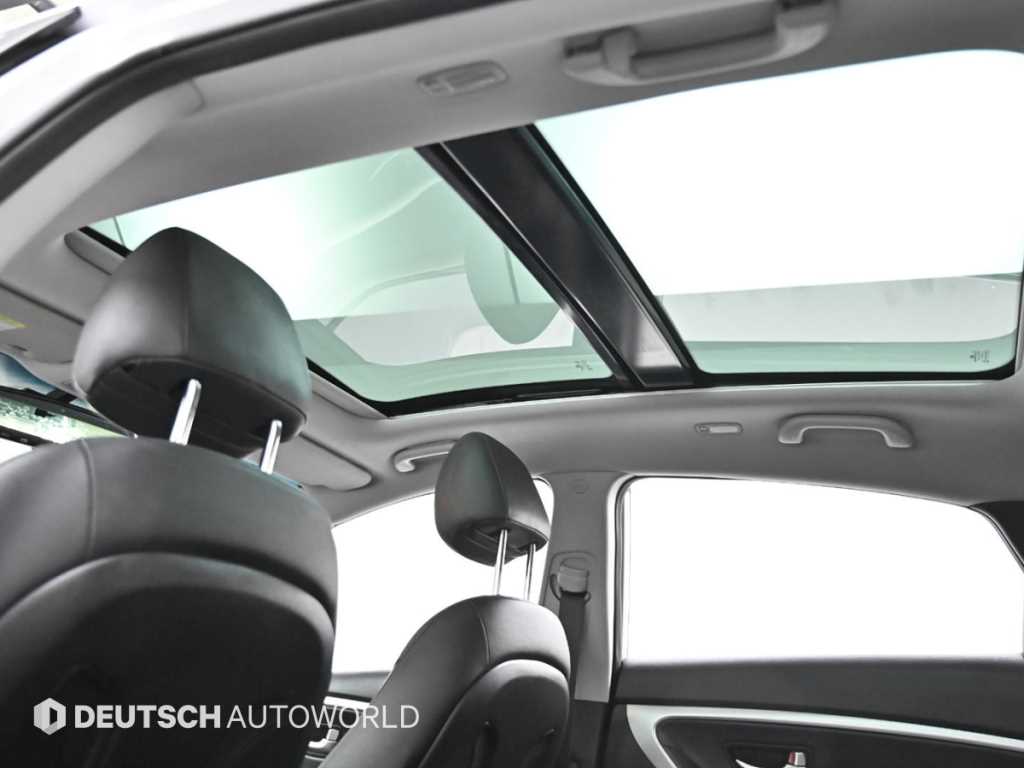 HYUNDAI i30 2016 Blanco - Importación desde Corea - HF Imports Iquique - Foto 19