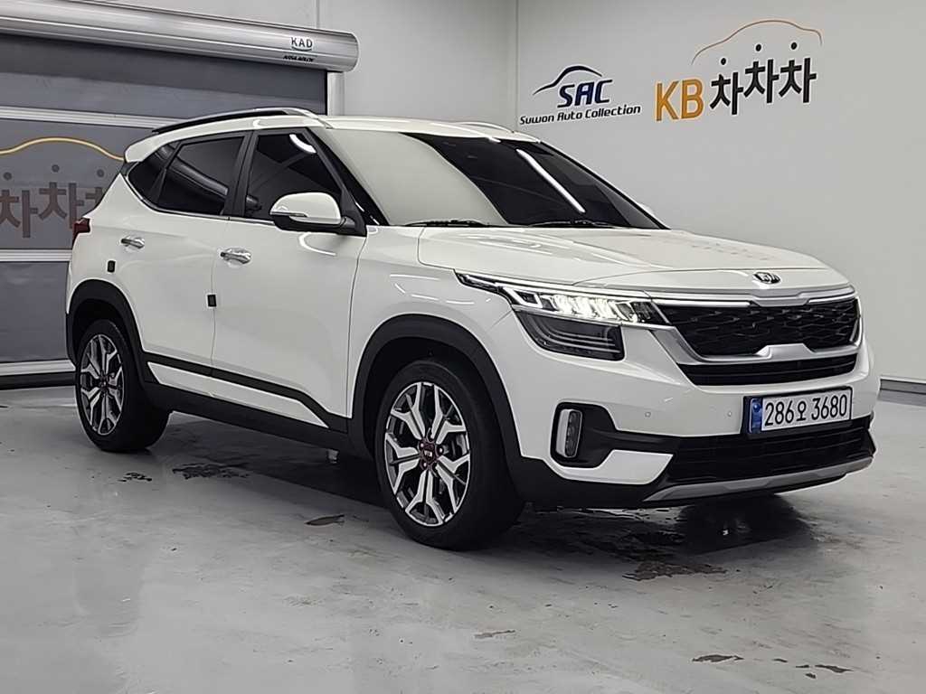 KIA Seltos - Vista 4