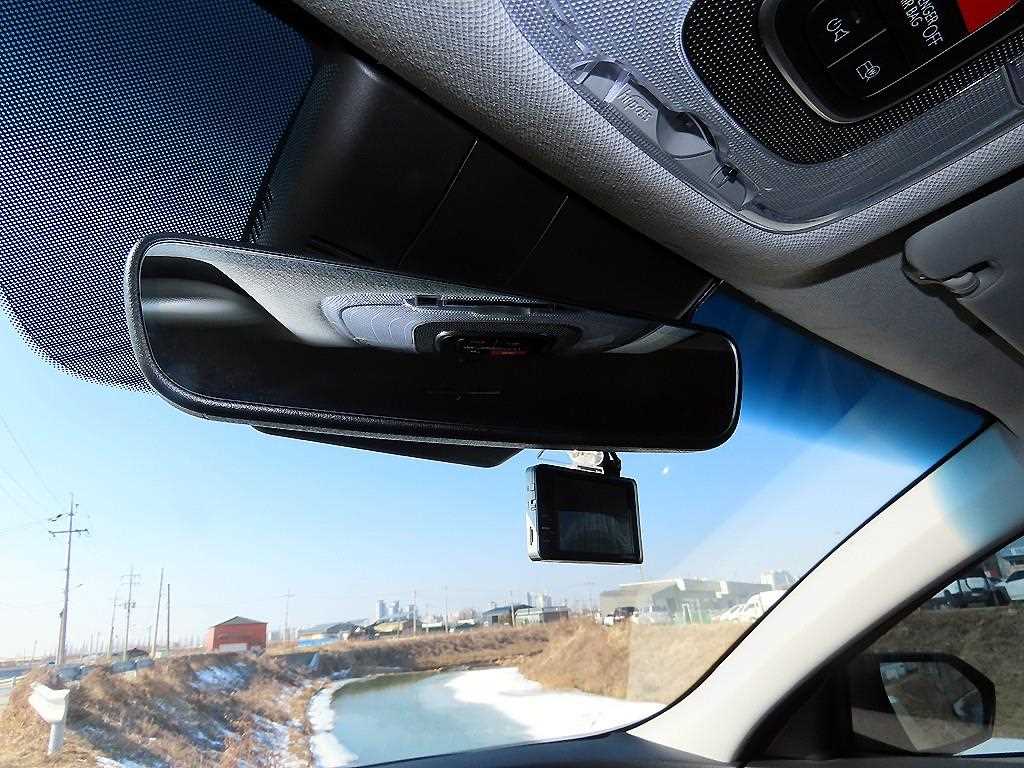 HYUNDAI Avante - Vista 12