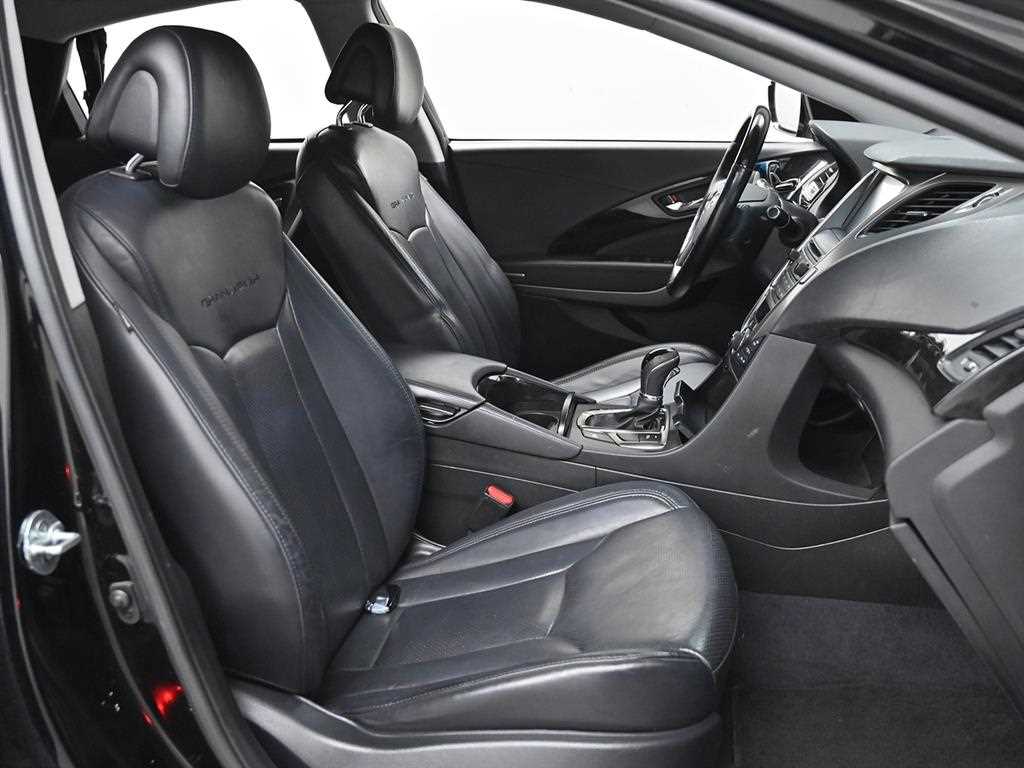 HYUNDAI Grandeur - Vista 10