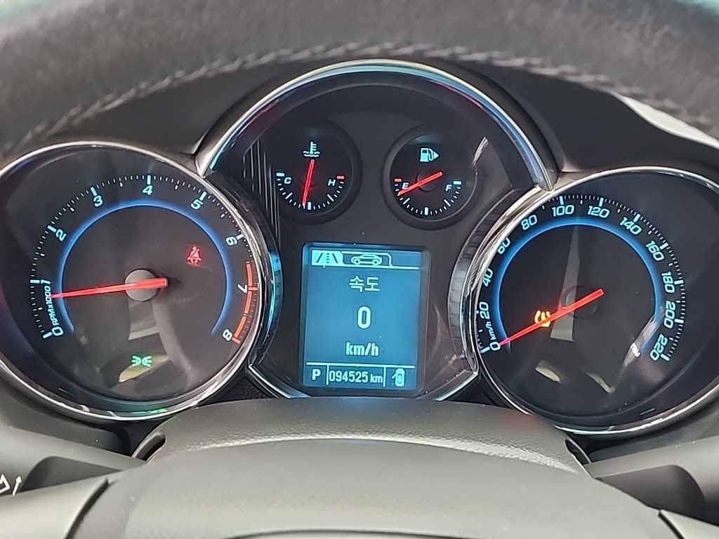 Chevrolet Cruise - Vista 6