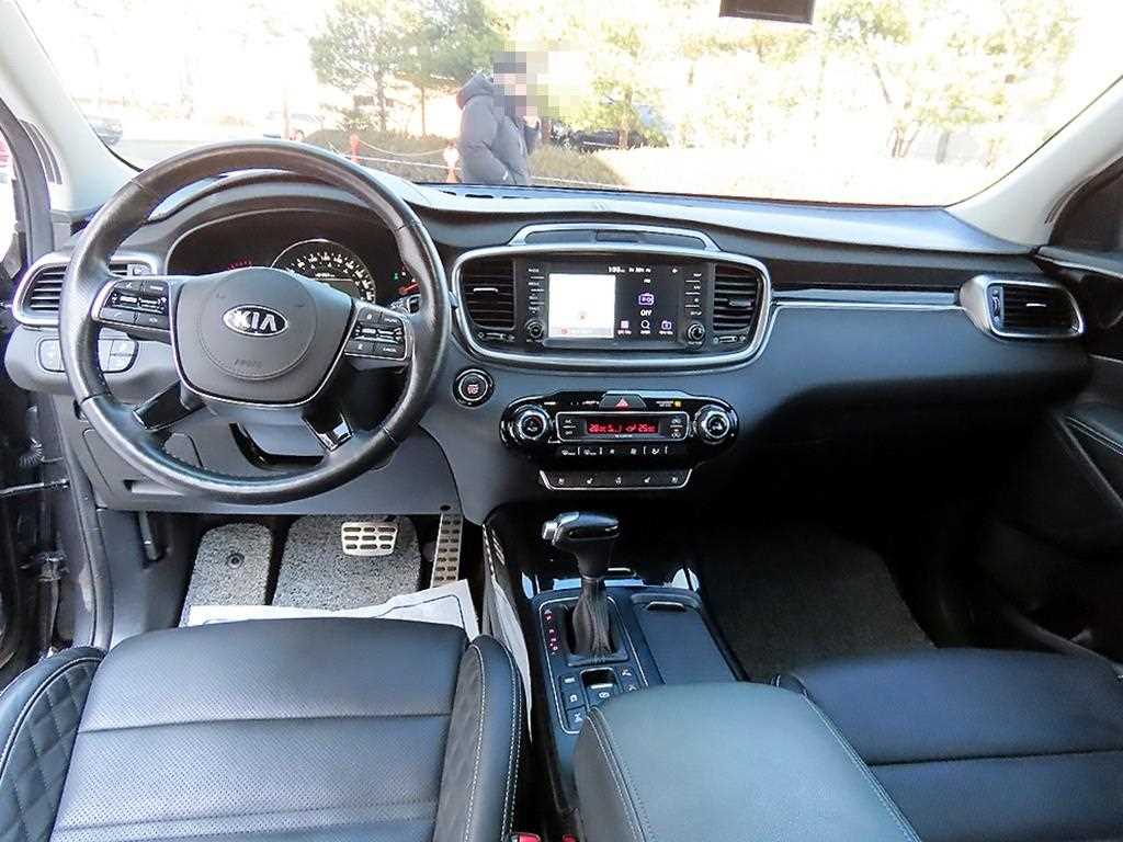 KIA Sorento - Vista 7