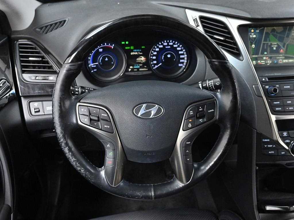 HYUNDAI Grandeur 2015 Negro - Importación desde Corea - HF Imports Iquique - Foto 13