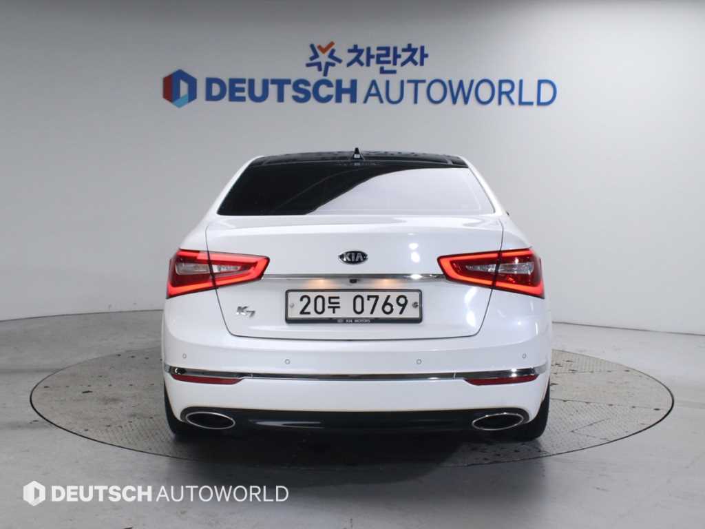 KIA K7 - Vista 4